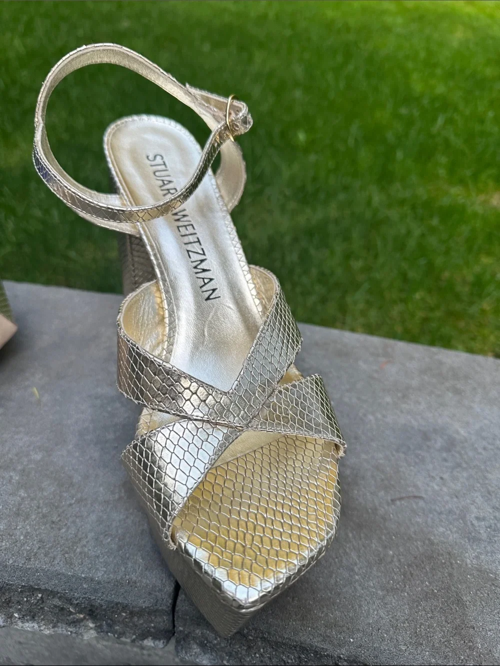 Stuart Weitzman absolutely gorgeous